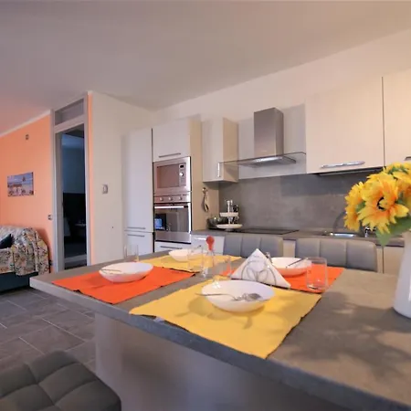 Casa Rappis شقة إمبيريا